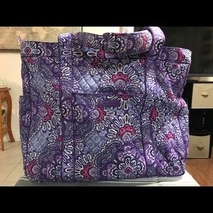 Vera Bradley Get Carried Away Tote/ Lilac Tapestry